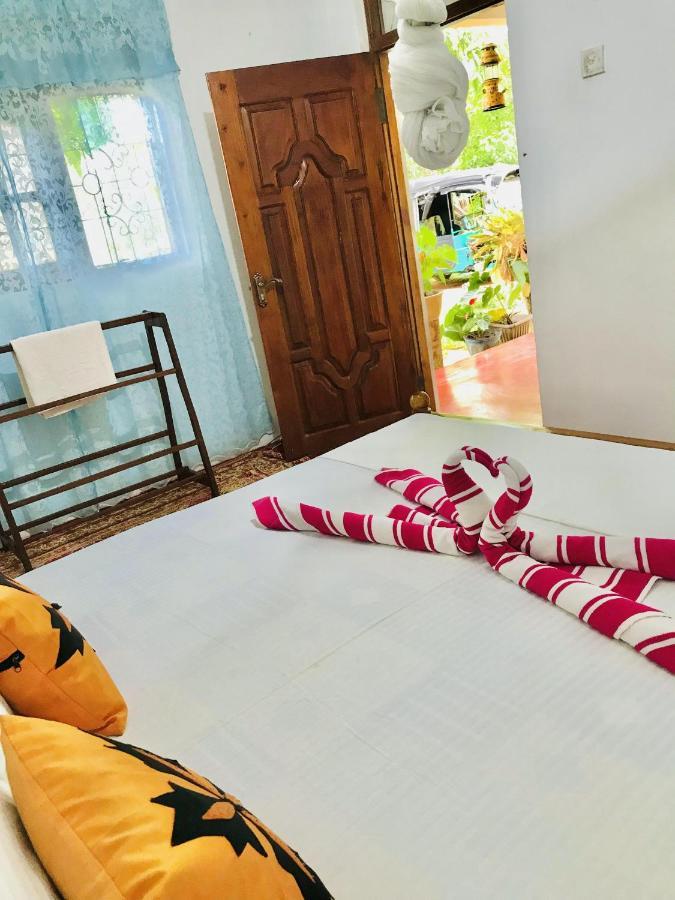 Sigiri Lakshan Home Stay 시기리야 외부 사진