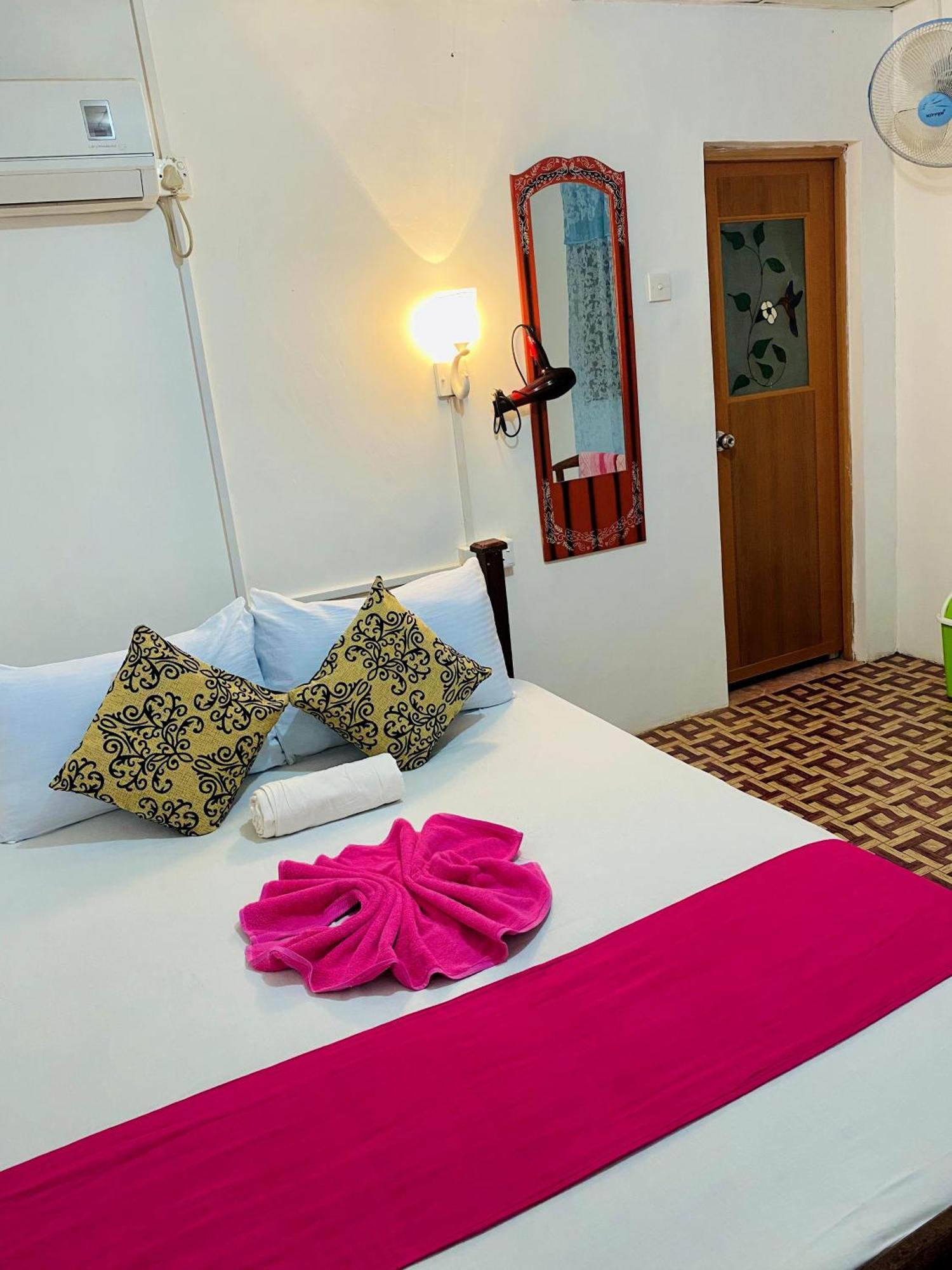 Sigiri Lakshan Home Stay 시기리야 외부 사진