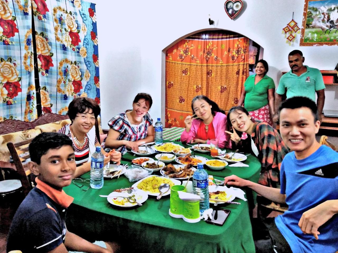 Sigiri Lakshan Home Stay 시기리야 외부 사진